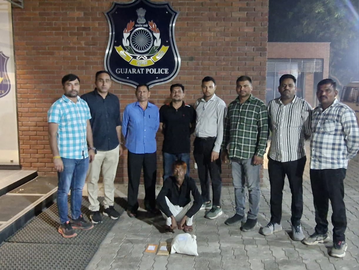 આણંદ એસ.ઓ.જી.ની સફળ કાર્યવાહી: ગેરકાયદેસર ગાંજા સાથે એક વ્યક્તિ ઝડપાયો