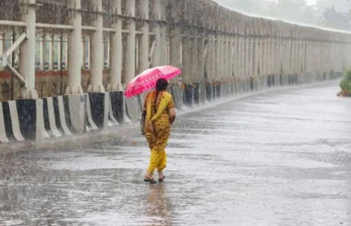 આગામી ૩ કલાક ગુજરાત માટે અતિભારે વરસાદની આગાહી, 15 જિલ્લાઓમાં ઓરેન્જ એલર્ટ, જાણો ક્યાં-ક્યાં તૂટી પડશે વરસાદ ?