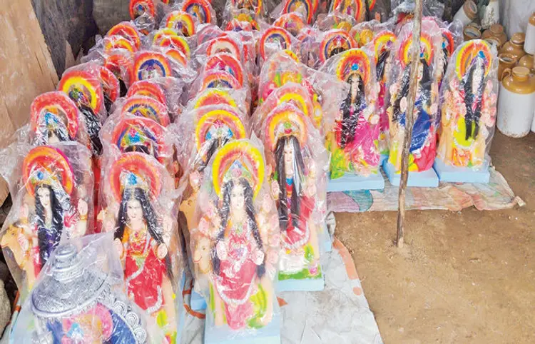 આણંદ જિલ્લામાં 15 હજારથી વધુ જેટલી દશામાની મૂર્તિઓનું વેચાણ થશે