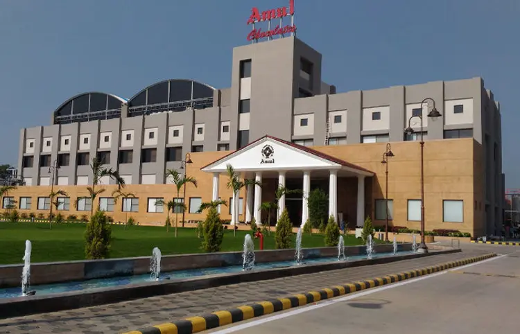 અમૂલ ડેરી વિવાદઃ ભાજપના 6 નેતાઓ પર બોગસ મતદારીના આરોપ, 41 મતો સામે હાઈકોર્ટમાં અરજી