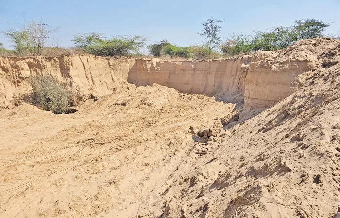 મેસ્વો નદી પર ગેરકાયદે બ્રિજ બનાવી ખનીજ ચોરી, મોટો ખુલાસો