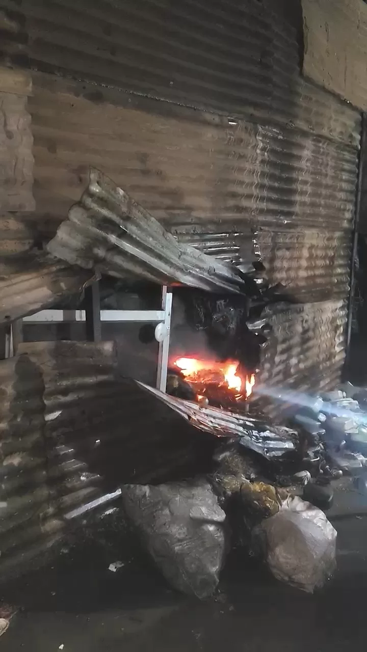 બોરસદના રાજા મોહલ્લામાં ભંગારના પીઠામાં આગ, સ્થાનિકોની સતર્કતાથી મોટું નુકસાન ટળ્યું