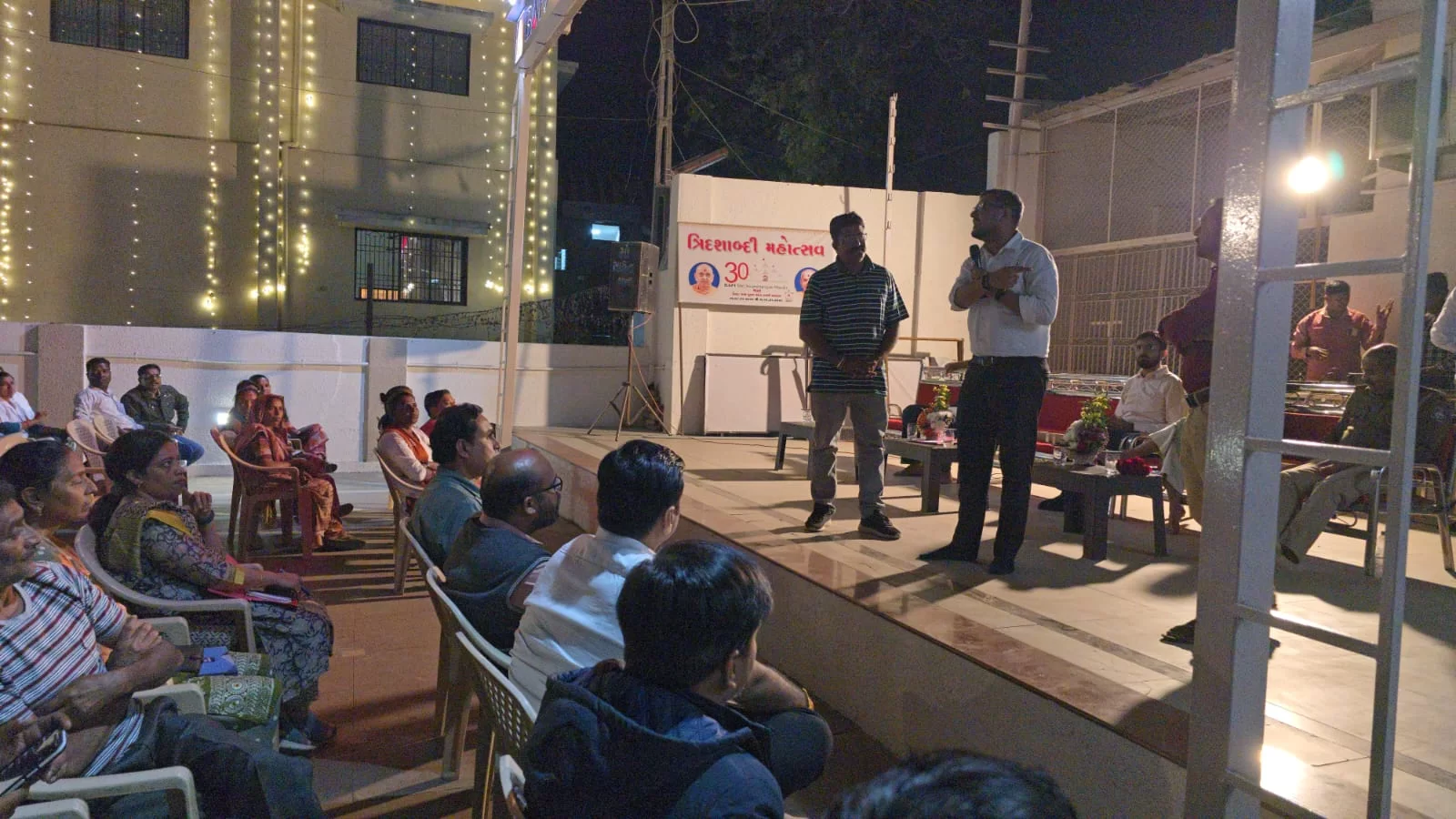 આણંદ જિલ્લા કલેક્ટર પ્રવીણ ચૌધરીનો આણંદ તાલુકાના ગાના ગામે ગ્રામ સંવાદ યોજાયો