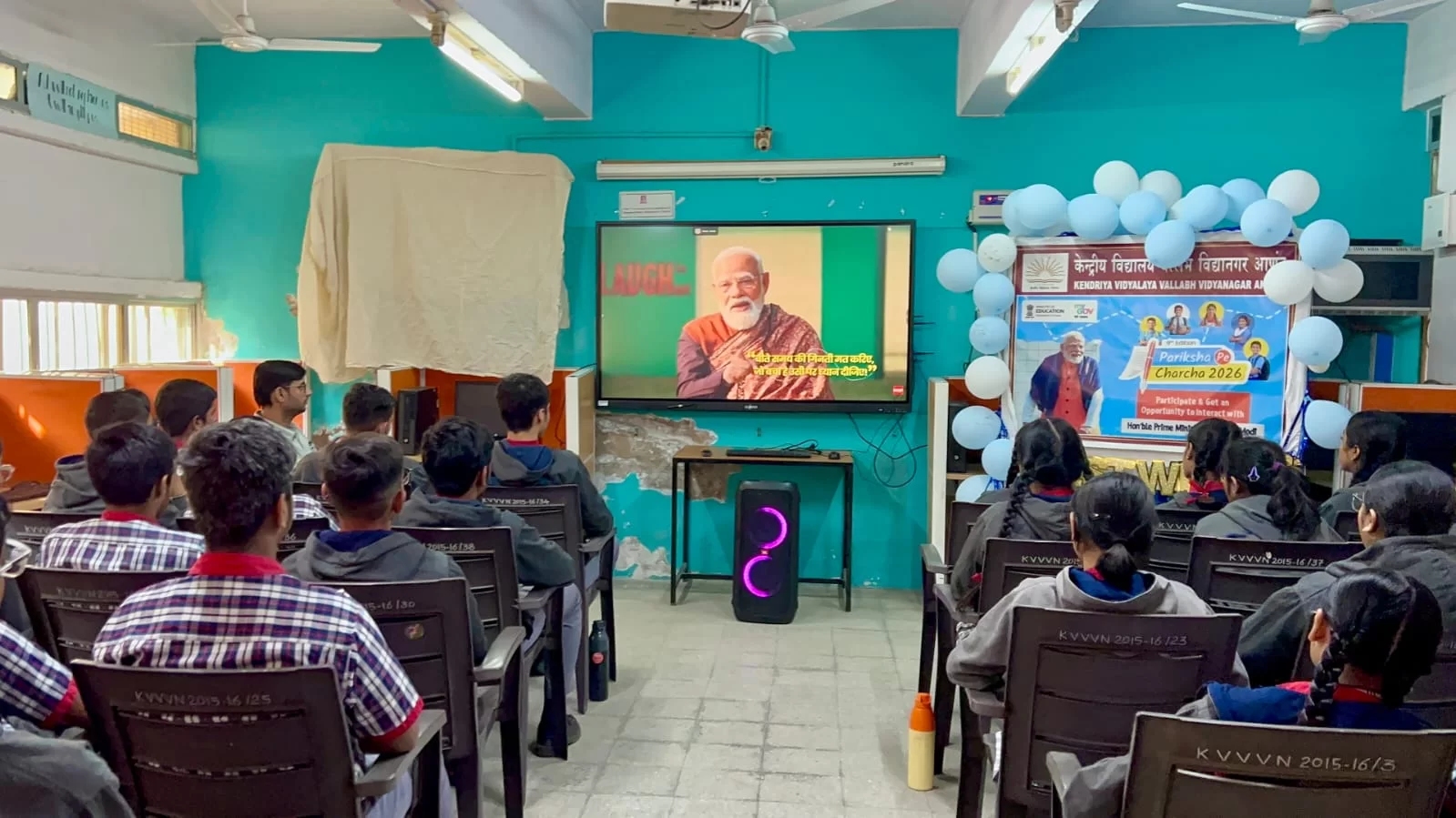 કેન્દ્રીય વિદ્યાલય વલ્લભ વિદ્યાનગરના વિદ્યાર્થીઓએ નિહાળ્યો પરીક્ષા પે ચર્ચા કાર્યક્રમ