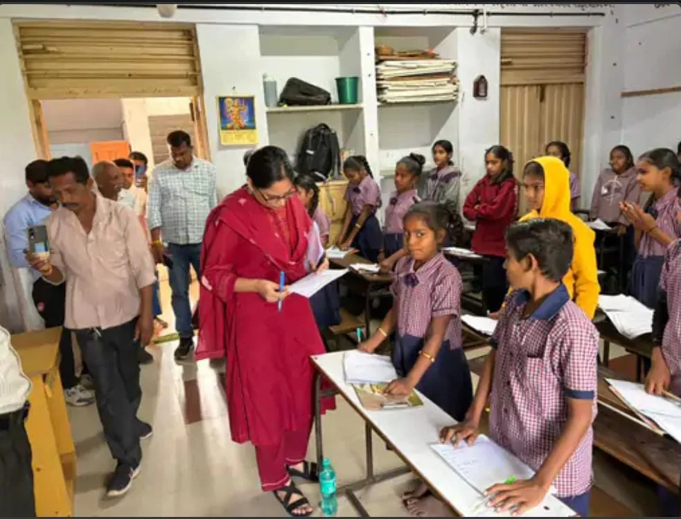 નિસરાયા ગ્રામ પંચાયતમાં જિલ્લા વિકાસ અધિકારી દેવહુતિબેનનું સઘન નિરીક્ષણ