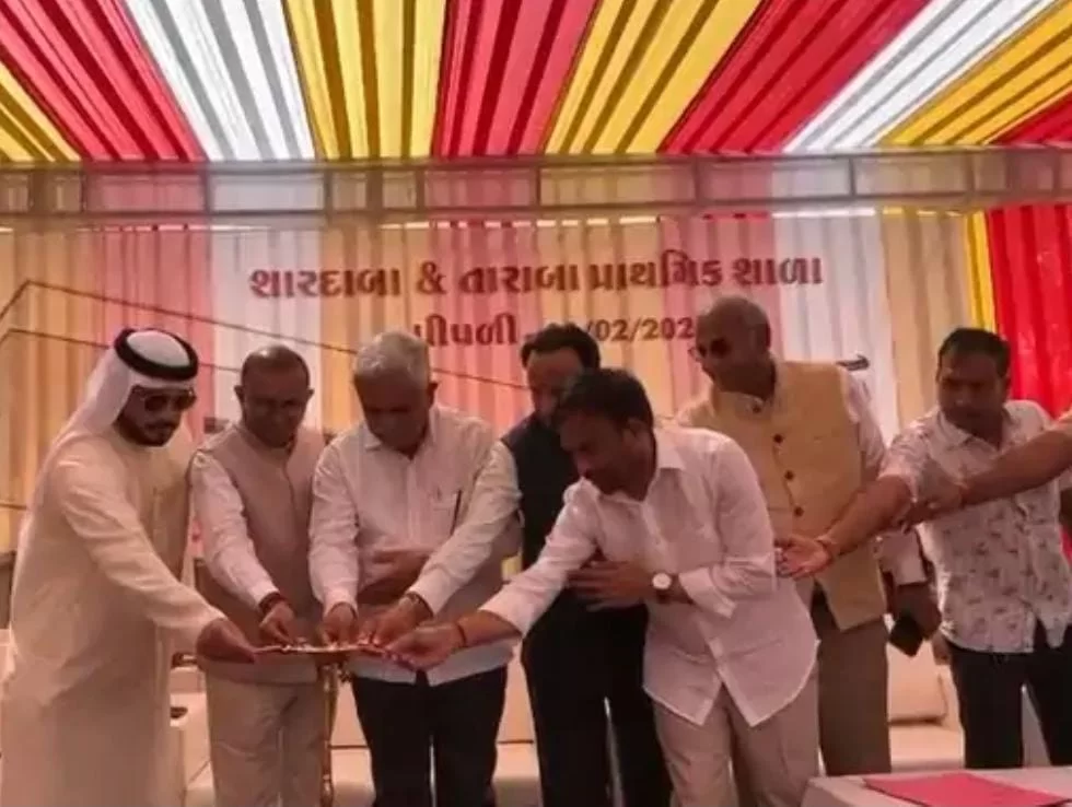 અમેરિકા સ્થિત ઉદ્યોગપતિ ડૉ. પ્રવીણ પટેલની અનોખી ભેટ: પીપળીમાં રૂ. 2.75 કરોડની અદ્યતન પ્રાથમિક શાળા લોકાર્પિત