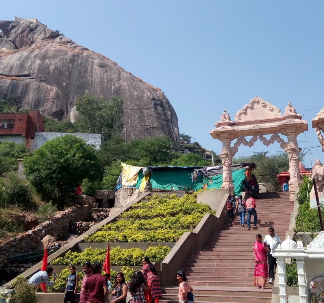 ગબ્બર પર પગપાળા જવું પડશે! રોપ-વે 6 દિવસ બંધ