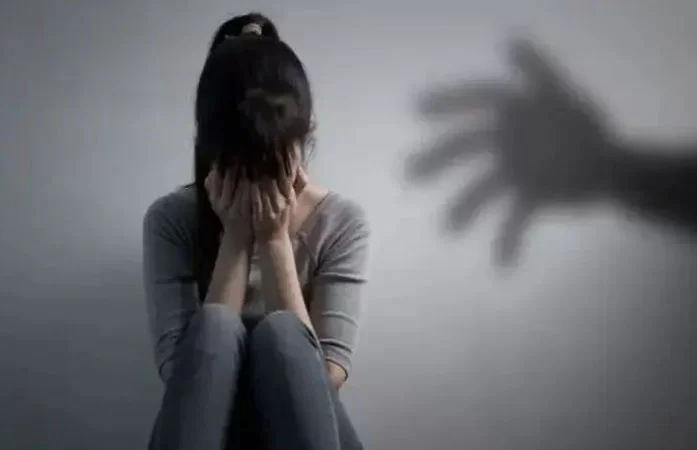 ક્યાં સુધી સહેશે દીકરીઓ? ગુજરાતમાં દાયકાઓથી ચાલતા અભિયાનો વચ્ચે પણ બાળકીઓ અસુરક્ષિત, પેન્ડિંગ કેસોનો પહાડ.