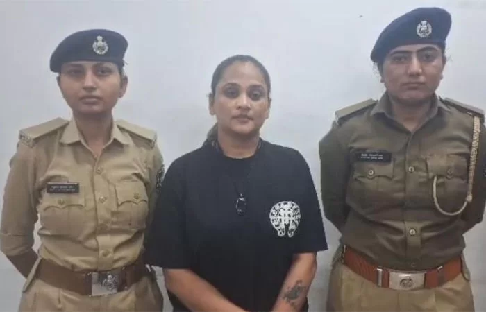 કીર્તિ સામે કાયદાકીય કાર્યવાહી શરૂ, પોલીસ સમક્ષ હાજર થવા નોટિસ જારી