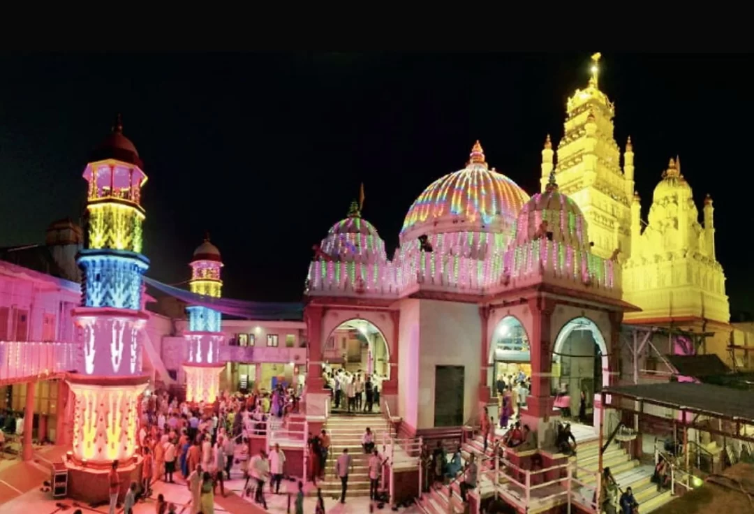 ડાકોરમાં ફાગણી પૂનમનો ભવ્ય મેળો શરૂ, રણછોડરાયના દર્શને ભક્તોનો મહાસાગર ઉમટ્યો