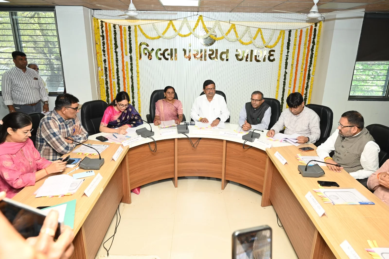 આણંદ જિલ્લા પંચાયતનું 2026-27નું બજેટ રજૂ: ખેડૂતો, મહિલાઓ અને બાળકોના કલ્યાણ પર ખાસ ફોકસ