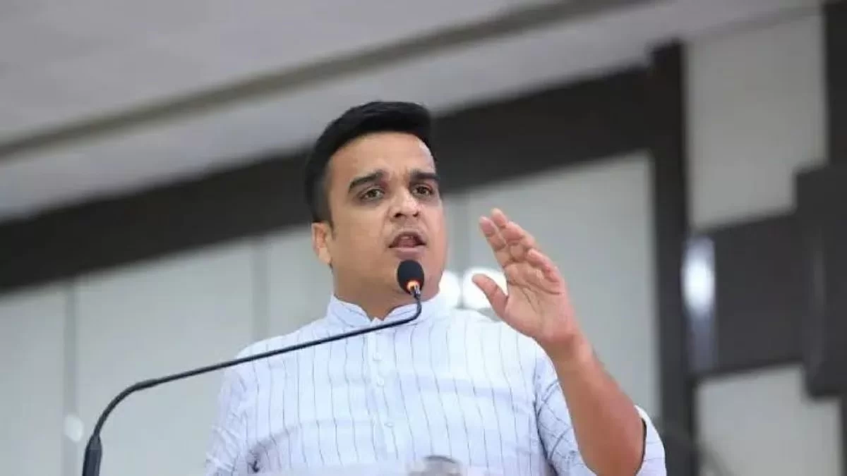 હર્ષ સંઘવીનો જનતાને સંદેશ: શાંતિ જાળવો અને ખોટા મેસેજથી દૂર રહો