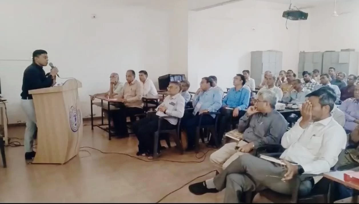 ઉમરેઠ વિધાનસભા પેટા ચૂંટણી: ઓડ ખાતે પ્રિસાઈડીંગ અને પોલિંગ અધિકારીઓને પ્રથમ તાલીમ