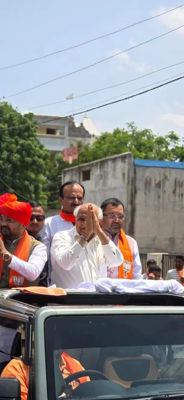 મુખ્યમંત્રીની હાજરીમાં હર્ષદ પરમારે ભર્યું ઉમેદવારી ફોર્મ, ઉમરેઠમાં ભાજપનો ભવ્ય રોડ શો