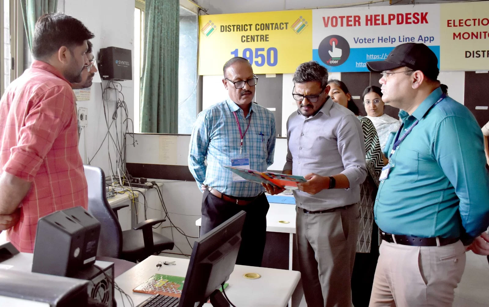 ઉમરેઠ પેટા ચૂંટણી પહેલા તંત્ર સતર્ક, 1950 હેલ્પલાઇન પર 69 ફરિયાદ/ઇન્કવાયરી અને ઓબ્ઝર્વર દ્વારા કામગીરીની સમીક્ષા!