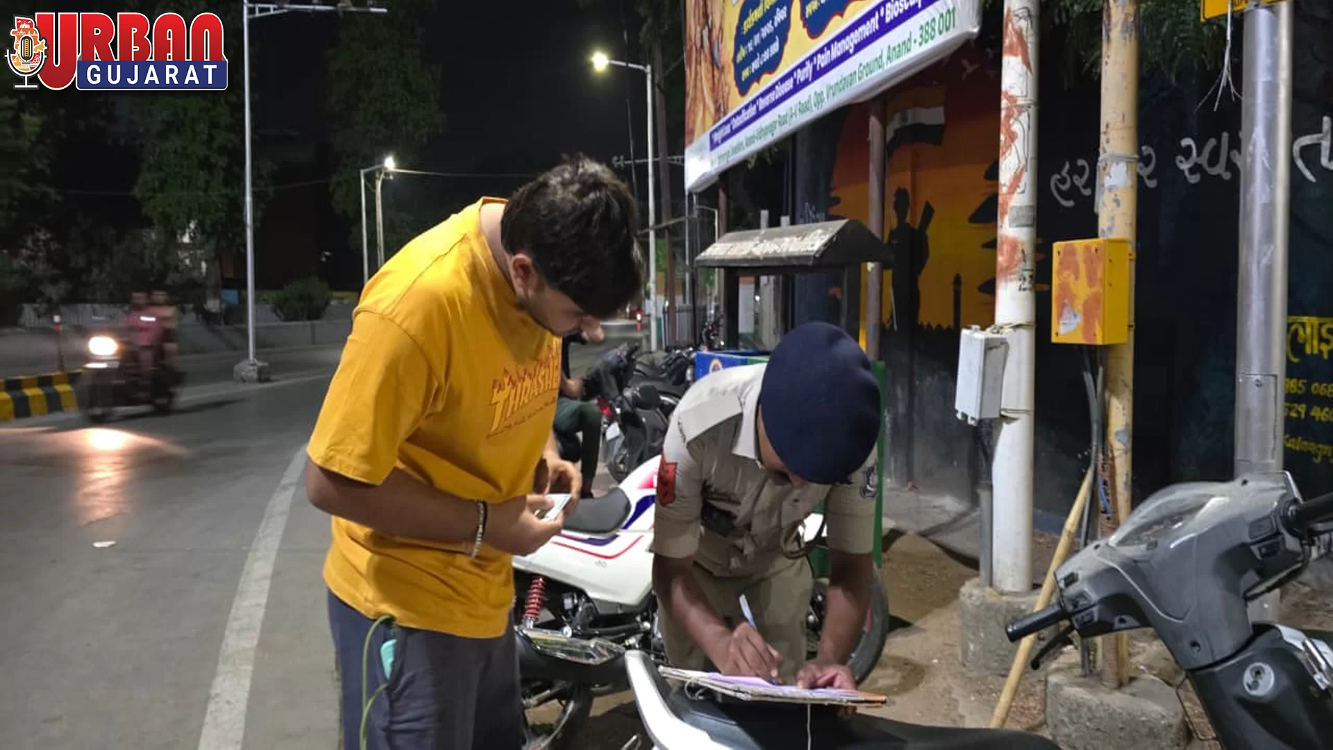 વિદ્યાનગર પોલીસ દ્રારા ચૂંટણી અંતર્ગત નાઈટ કોમ્બિંગ ચેકિંગ હાથ ધરાયું.