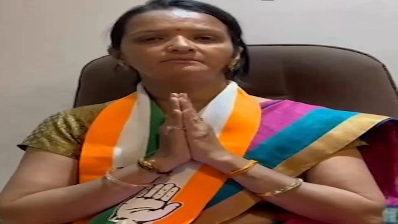 અમદાવાદમાં પૈસાનો ખેલ? ઉમેદવારી પાછી ખેંચવા  25 લાખની ઓફરનો દાવો