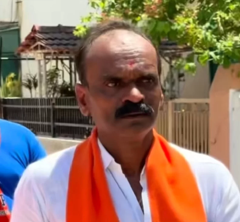 કરમસદ-આણંદ વોર્ડ 7માં ભાજપનો જોરદાર પ્રચાર, ડોર-ટુ-ડોર સંપર્કથી મતદારોનો સકારાત્મક પ્રતિસાદ