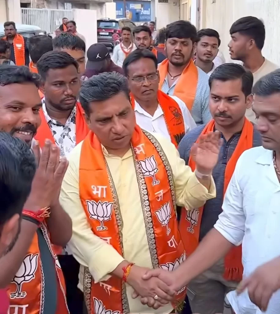 વોર્ડ નં. 5માં ભાજપા ઉમેદવારોનો ઘર-ઘર પ્રચાર તેજ, મતદારો સાથે સીધો સંપર્ક