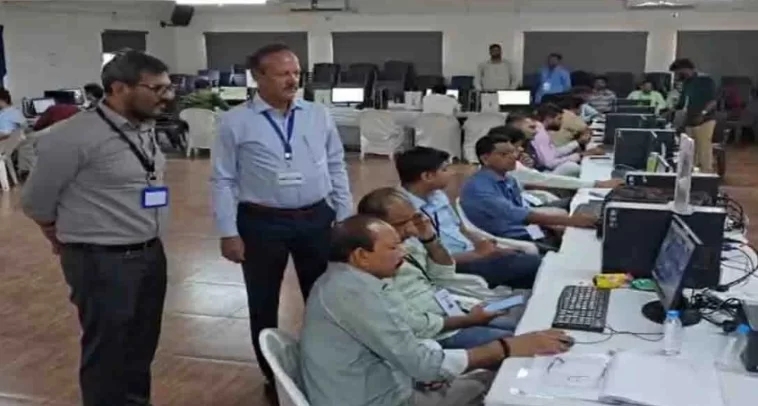 ચૂંટણી પંચનું ડિજિટલ કવચ: ઉમરેઠના દરેક ખૂણે તૈનાત કેમેરા, વેબકાસ્ટિંગ દ્વારા પળેપળનું મોનિટરિંગ