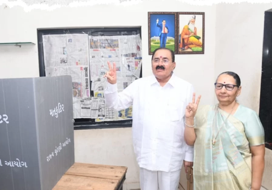 રાજ્યસભાના સાંસદ રામભાઈ મોકરીયાએ કર્યું મતદાન