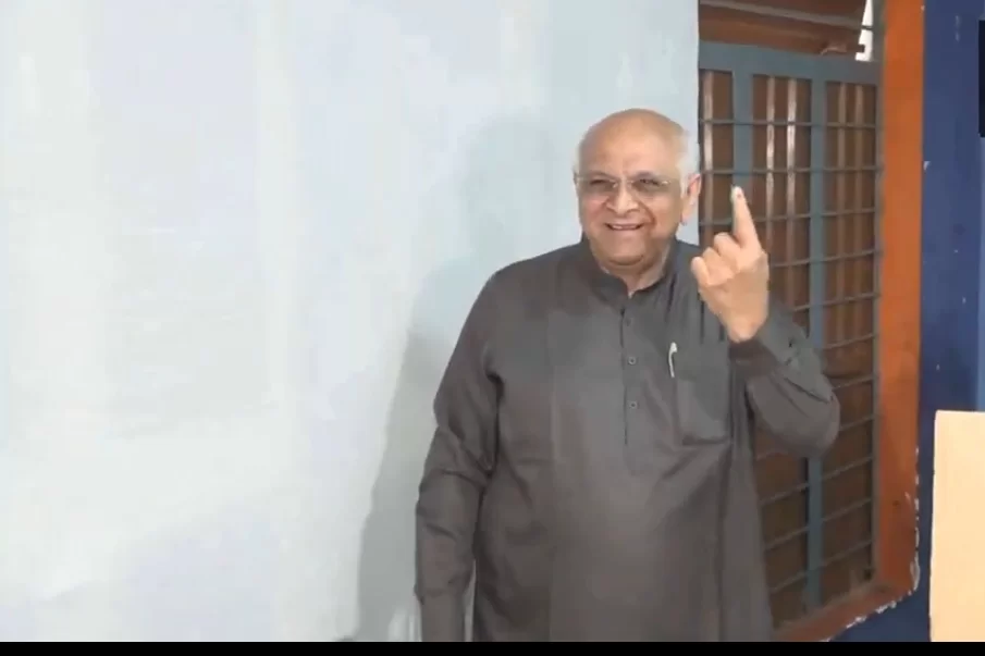 ગુજરાતમાં સ્થાનિક સ્વરાજ્યની ચૂંટણી: લોકશાહીના પર્વે રાજ્યભરમાં ઉત્સાહપૂર્ણ મતદાન