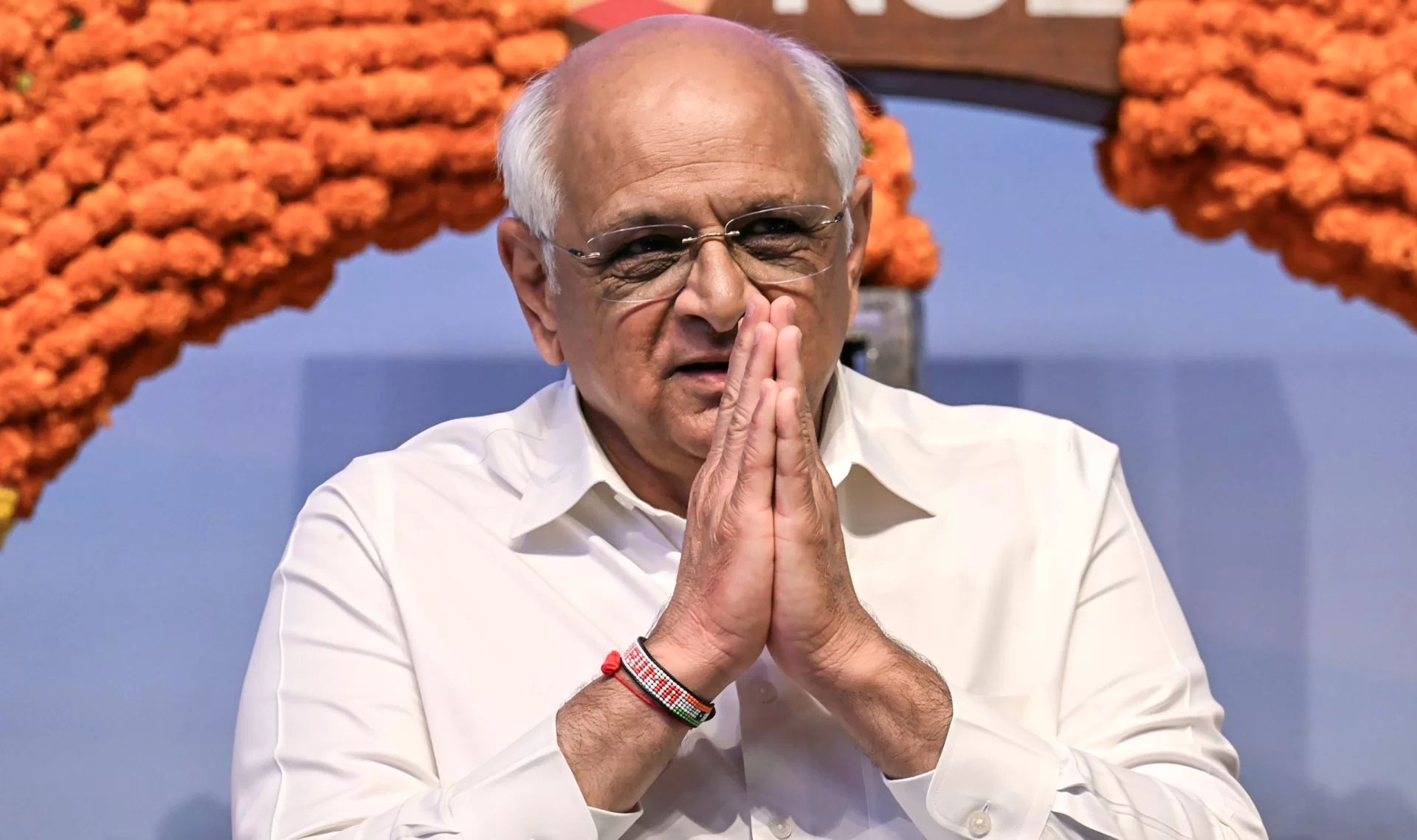 સુરતમાં યોજાનાર ‘વાઇબ્રન્ટ ગુજરાત રિજનલ કોન્ફરન્સ’ માટે કેબિનેટ બેઠકમાં સમીક્ષા, ૧ મેના રોજ વિકાસનો મહાસંગમ