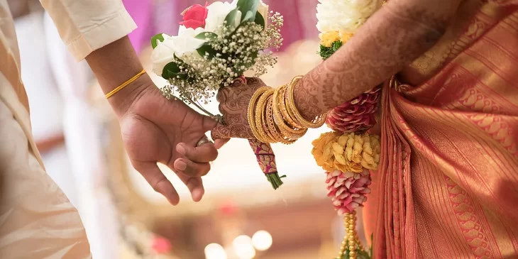 માળિયા હાટીનાના કાલિંભડામાં કરુણતા: દીકરીઓના લગ્નની ચોરી ચિતરાઈ અને પિતાનું નિધન, પરિવારે જાન વિદાય સુધી સમાચાર ગુપ્ત રાખ્યા