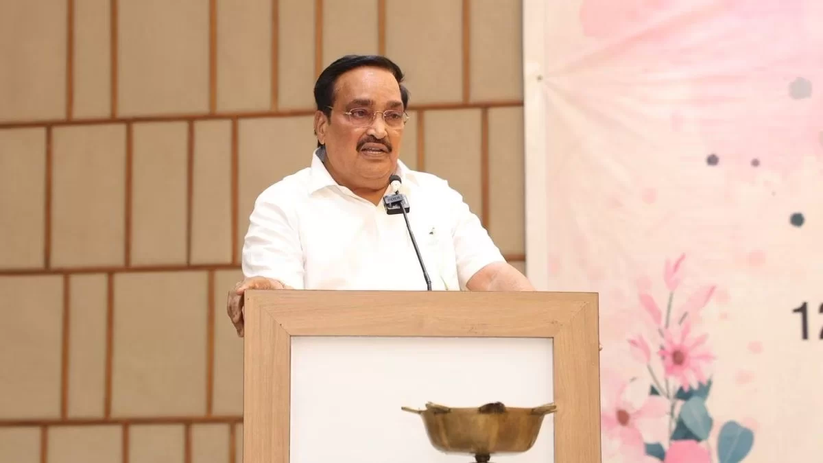 વડાપ્રધાનની અપીલની સકારાત્મક અસર: કેન્દ્રીય મંત્રી સી.આર. પાટીલે છોડ્યો પાયલોટિંગ અને એસ્કોર્ટનો કાફલો